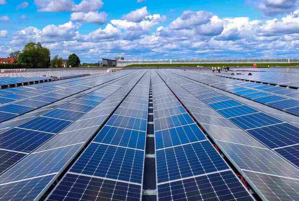 commercial solar panels for business